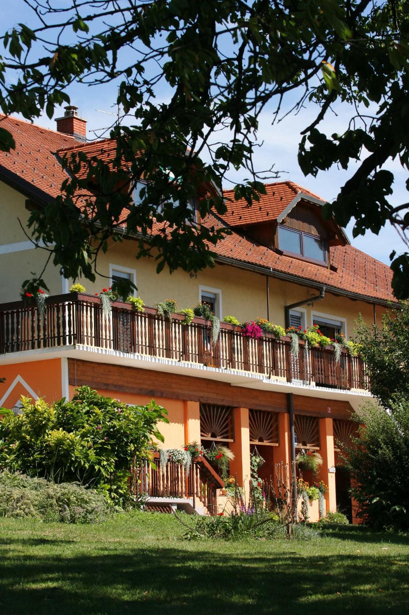 Panorama B&B 프루이 외부 사진